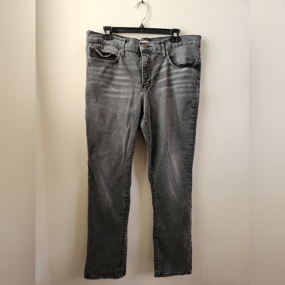 Levi's Women's 314 Shaping Straight‎ Jeans Gray Denim Size 33